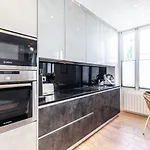 Guestready - Elegant Retreat Near The Eiffel Tower